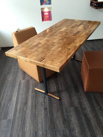Tisch aus Parkett sibirische Lärche – Bild 4