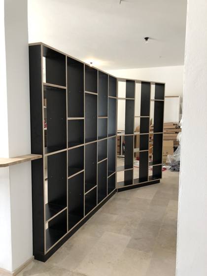 Raumtrenner-Regal Agenturbüro – Bild 12