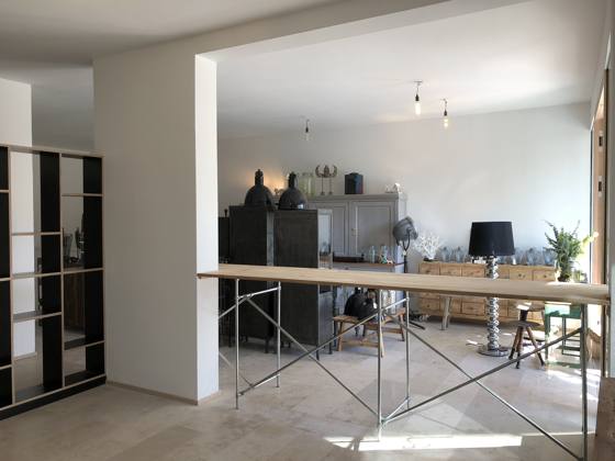 Raumtrenner-Regal Agenturbüro – Bild 15