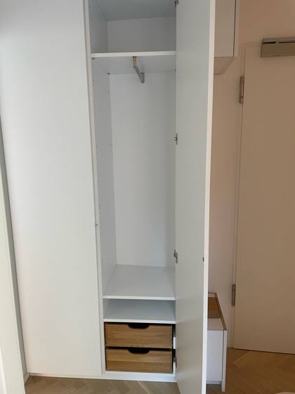 Flurschrank mit Sitzgelegenheit – Bild 25